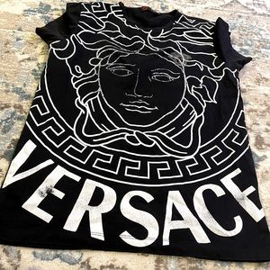 Versace t shirt fits like a small